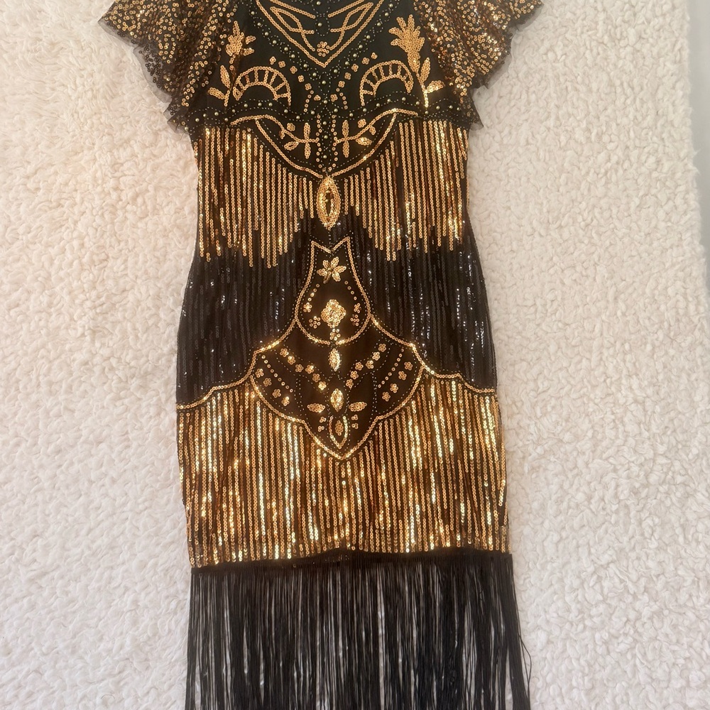 Elegant Black and Gold Sequin Flaper Style Dress